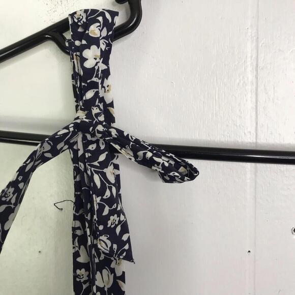 Torrid Top Womens 4X Square Neck Smocked Micro Florals Tie Straps Tank Boxy - Picture 7 of 9